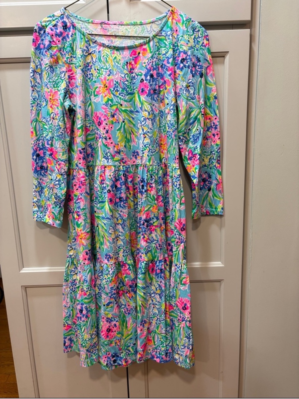Lilly Pulitzer Bright Floral Scoop-Neck Tiered Dress in Aqua & Pink